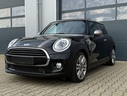 Schwarz Gebraucht 2018 Mini Cooper D Seven Kleinwagen | 13.890 € (Fairer Preis)