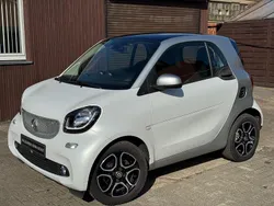Silber Gebraucht 2016 Smart ForTwo Coupé Coupé | 10.500 € (Fairer Preis)