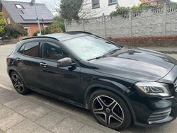 Schwarz Gebraucht 2018 Mercedes GLA200 SUV | 18.950 € (Etwas zu teuer)