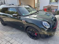 Grün Gebraucht 2021 Mini John Cooper Works Clubman Kombi | 33.900 € (Fairer Preis)