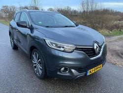 Grau Gebraucht 2016 Renault Kadjar Bose Edition SUV | 7.850 € (Guter Preis)