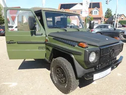 732 olivegrün Gebraucht 1993 Mercedes G230 SUV | 35.990 €