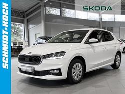 Candyweiß Gebraucht 2024 Skoda Fabia Selection Kleinwagen | 20.990 € (Fairer Preis)