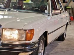 Weiß Gebraucht 1974 Mercedes S280 Limousine | 12.980 €