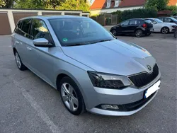 Silber Gebraucht 2015 Skoda Fabia Style Kombi | 7.499 € (Fairer Preis)