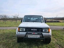 Weiß Gebraucht 1990 Isuzu Trooper SUV | 2.300 €