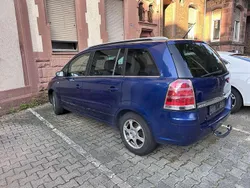 Schwarz Gebraucht 2006 Opel Zafira Van / Kleinbus | 1.500 € (Superpreis)