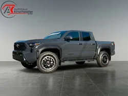 Grau Neu 2025 Toyota Tacoma Abholung | 73.990 €
