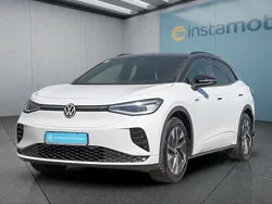 Weiß Gebraucht 2023 VW ID.4 GTX SUV | 41.749 € (Teuer)