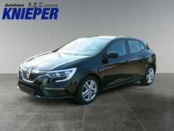 Schwarz Gebraucht 2018 Renault Mégane IV Play Kleinwagen | 10.950 € (Fairer Preis)