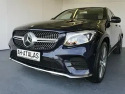 Blau metallic Gebraucht 2018 Mercedes GLC250 AMG line SUV | 34.900 €
