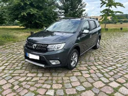 Grau Gebraucht 2020 Dacia Logan MCV Stepway Kombi | 9.999 € (Guter Preis)