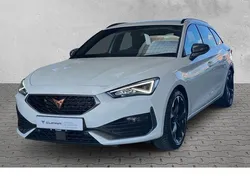 Weiß Gebraucht 2024 Cupra Leon Limousine | 30.476 € (Superpreis)