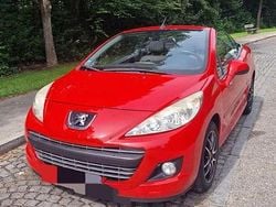 Rot Gebraucht 2010 Peugeot 207 CC Cabrio | 2.000 € (Guter Preis)