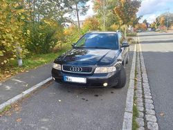 Schwarz Gebraucht 2001 Audi A4 Kombi | 1.850 € (Fairer Preis)