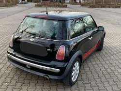 Schwarz Gebraucht 2002 Mini ONE Kleinwagen | 1.500 € (Fairer Preis)
