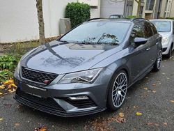 Grau Gebraucht 2017 Seat Leon ST Kombi | 18.990 € (Fairer Preis)
