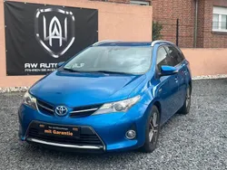 Blau Gebraucht 2014 Toyota Auris Touring Sports Executive Kombi | 9.900 € (Guter Preis)