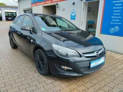Schwarz Gebraucht 2014 Opel Astra Energy Limousine | 6.999 € (Fairer Preis)