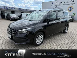 Schwarz Gebraucht 2024 Mercedes T180 Progressive Van / Kleinbus | 34.990 € (Teuer)