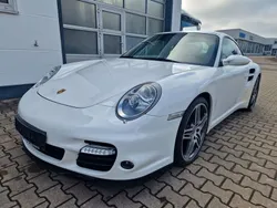 Weiss (metallic) Gebraucht 2007 Porsche 997 Turbo Coupé | 76.500 € (Superpreis)