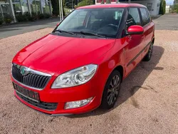 Rot Gebraucht 2013 Skoda Fabia Style Kleinwagen | 3.990 € (Guter Preis)