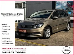 Beige Gebraucht 2017 VW Touran Comfortline Van / Kleinbus | 20.800 € (Fairer Preis)