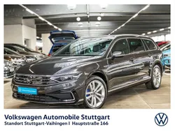 Grau Gebraucht 2023 VW Passat GTE Kombi | 29.930 € (Guter Preis)