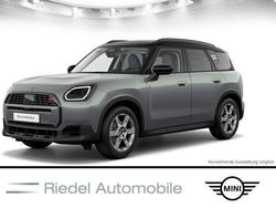 Grün Gebraucht 2025 Mini Countryman Classic SUV | 34.490 €