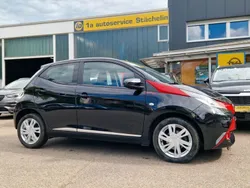 Schwarz Gebraucht 2014 Toyota Aygo X-clusiv Kleinwagen | 5.480 € (Guter Preis)
