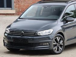 Grau Gebraucht 2024 VW Touran Comfortline Van / Kleinbus | 31.800 € (Fairer Preis)