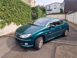 Gebraucht 2004 Peugeot 206 CC Roland Garros Cabrio | 1.650 € (Fairer Preis)