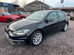 Schwarz Gebraucht 2017 VW Golf Trendline Limousine | 9.700 € (Fairer Preis)