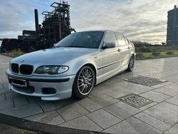 Silber Gebraucht 2002 BMW 330 M Sport Limousine | 8.500 € (Etwas zu teuer)