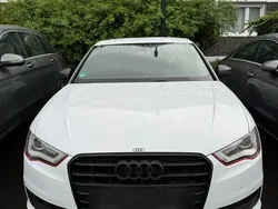 Weiß Gebraucht 2013 Audi A3 S-Line Limousine | 12.500 €