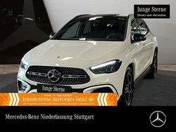 Weiß Gebraucht 2024 Mercedes GLA200 Premium SUV | 42.990 € (Etwas zu teuer)