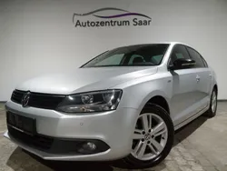 Silber Gebraucht 2012 VW Jetta Match Limousine | 5.399 € (Fairer Preis)