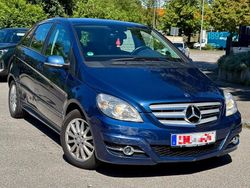 Blau Gebraucht 2010 Mercedes B200 Sport Van / Kleinbus | 3.990 € (Superpreis)