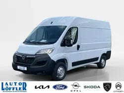 Casablacaweiss (weiß) Gebraucht 2024 Opel Movano Van | 32.800 € (Fairer Preis)