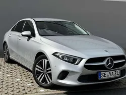 Grau Gebraucht 2020 Mercedes A180 Limousine | 23.000 € (Fairer Preis)