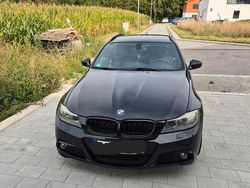 Schwarz Gebraucht 2011 BMW 318 M Performance Kombi | 6.099 € (Guter Preis)