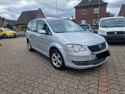 Silber Gebraucht 2007 VW Touran Trendline Van / Kleinbus | 3.990 € (Fairer Preis)