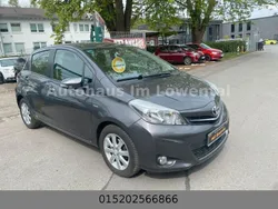 Grau Gebraucht 2012 Toyota Yaris Life Kleinwagen | 11.950 € (Etwas zu teuer)