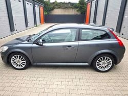 Grau Gebraucht 2011 Volvo C30 Kleinwagen | 7.200 € (Fairer Preis)