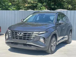 Grau Gebraucht 2021 Hyundai Tucson SUV | 15.900 € (Guter Preis)