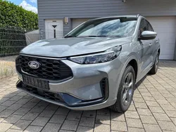 Grau Gebraucht 2024 Ford Kuga ST-Line SUV | 34.900 € (Fairer Preis)