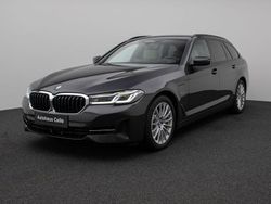Grau Gebraucht 2022 BMW 530e Sport Line Limousine | 28.999 € (Guter Preis)