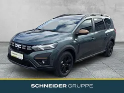 Grün Gebraucht 2025 Dacia Jogger Extreme Limousine | 26.890 € (Fairer Preis)