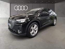 Mythosschwarz metallic Gebraucht 2024 Audi Q4 Sportback e-tron Ambiente SUV | 46.800 € (Fairer Preis)