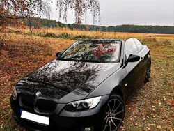 Schwarz Gebraucht 2009 BMW 320 Cabriolet Cabrio | 9.850 €